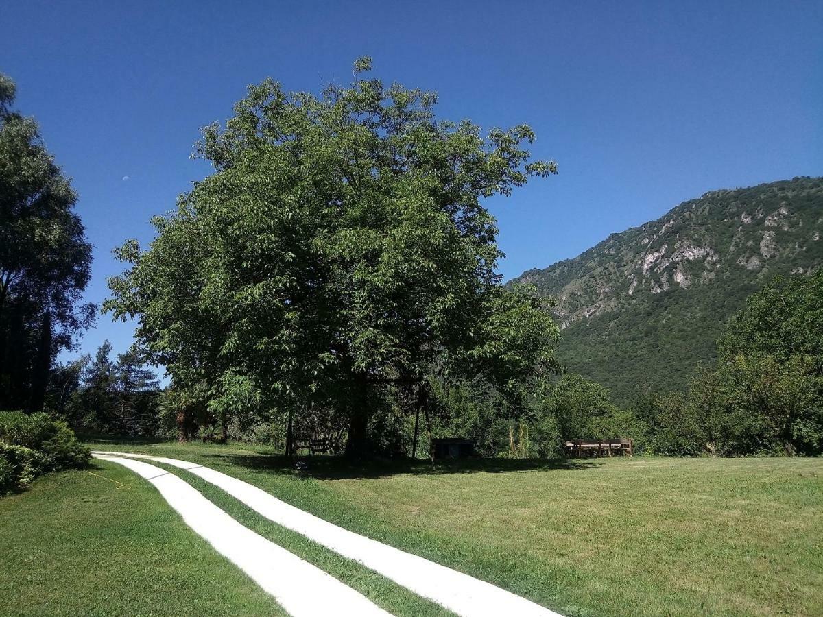 Casa Vacanze Il Noce Sovere Luaran gambar