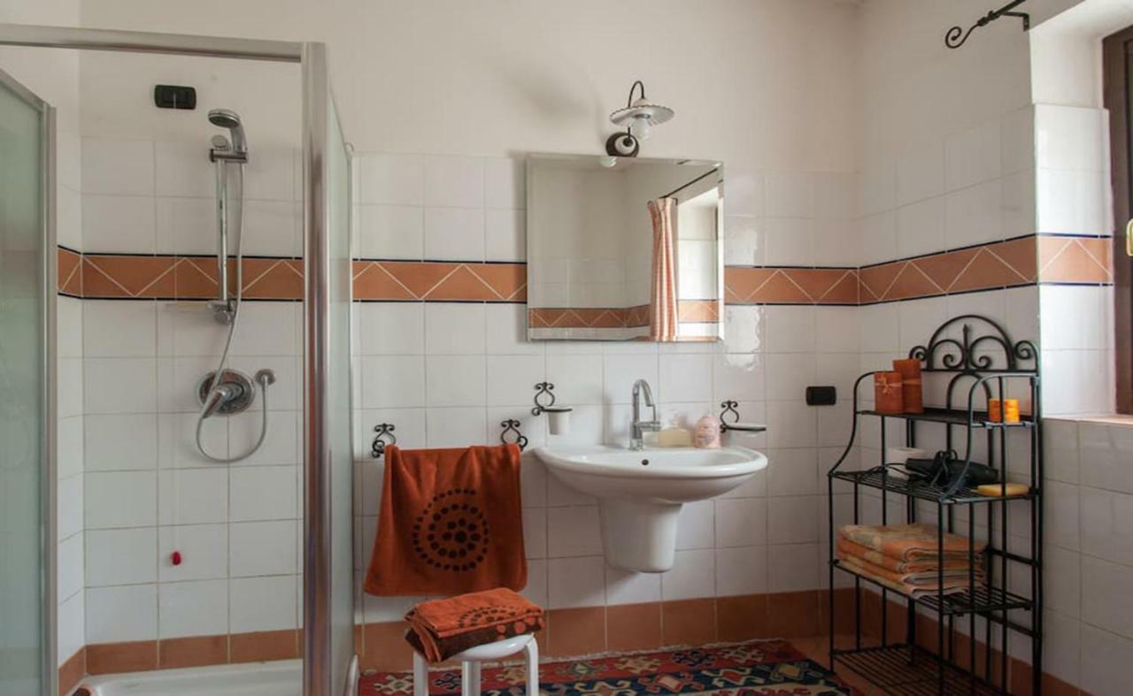 Casa Vacanze Il Noce Sovere Luaran gambar