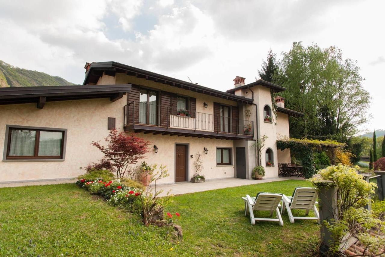 Casa Vacanze Il Noce Sovere Luaran gambar